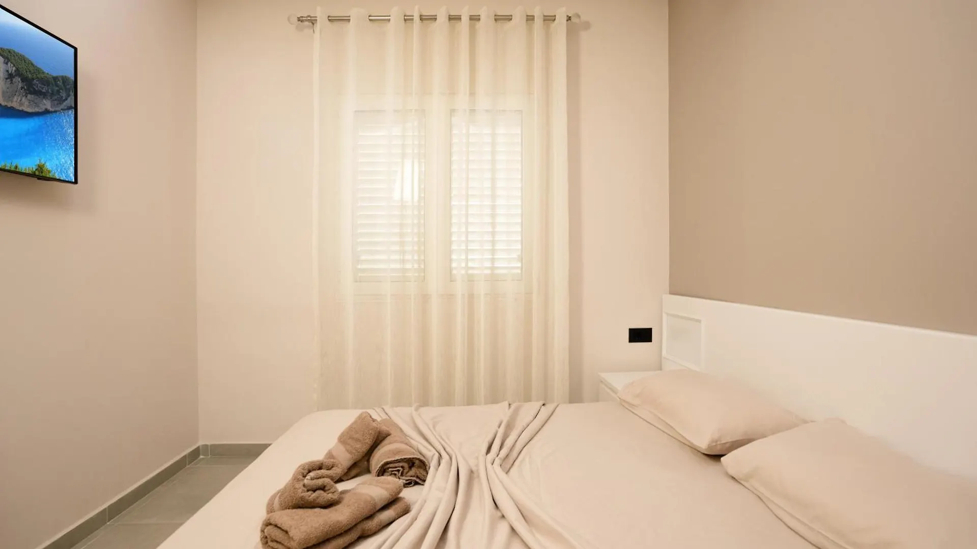 Tok Apartament 3 Durres Albania